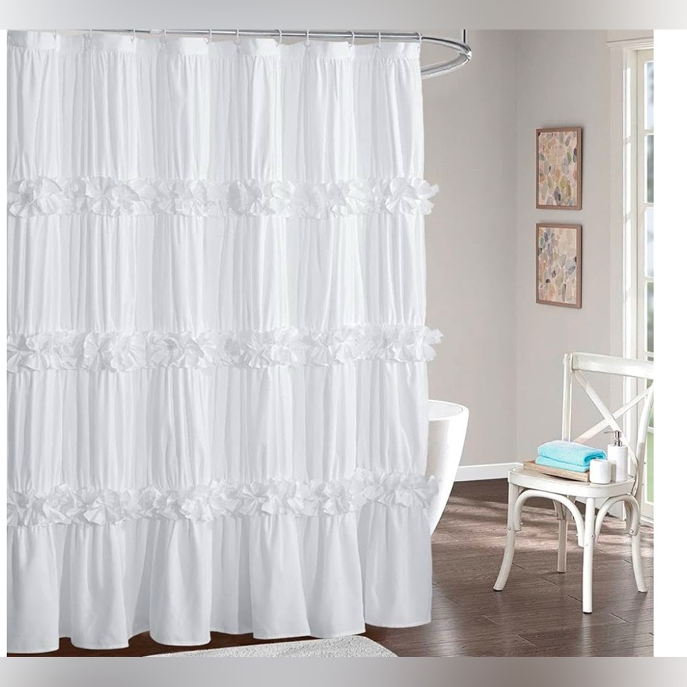 NWT Westbury shower curtain 72’’ by 36